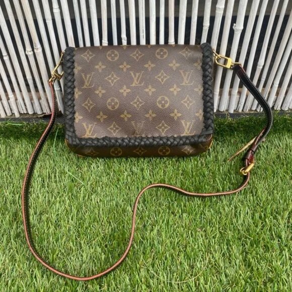 Authentic Louis Vuitton Tango Monogram custom braided Crossbody bag - Picture 13 of 14